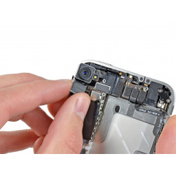Замена задней камеры iPhone 4